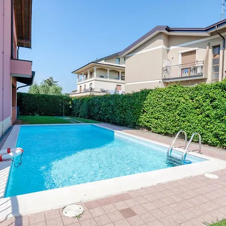 Adele's House - Con Terrazza, Piscina E Wifi * Sirmione