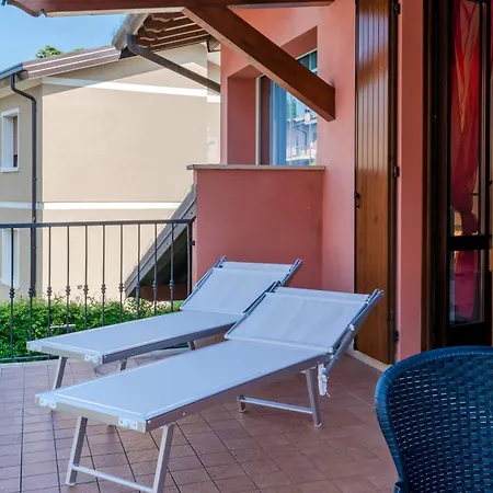 Apartment Adele's House - Con Terrazza, Piscina E Wifi *